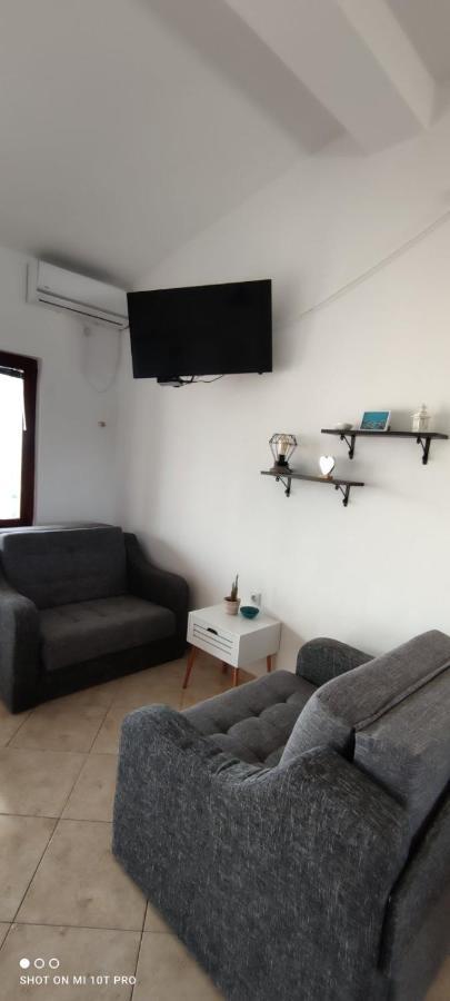Apartments Tara Ulcinj Ngoại thất bức ảnh