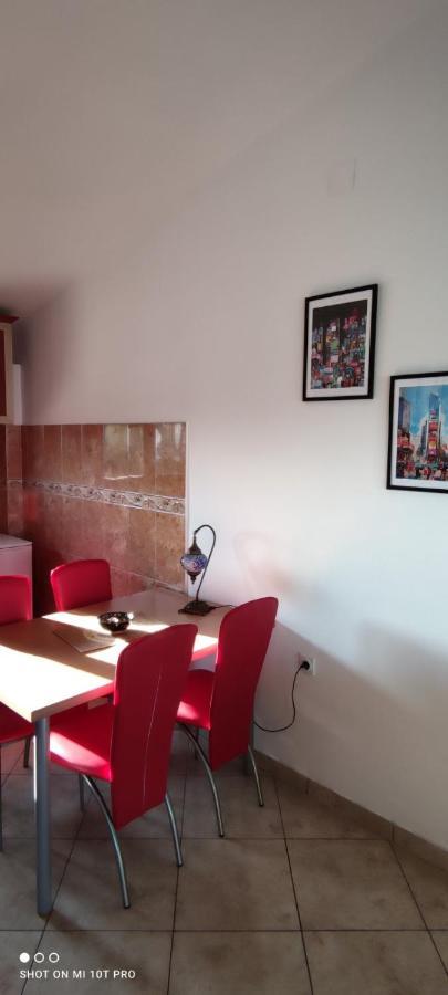 Apartments Tara Ulcinj Ngoại thất bức ảnh