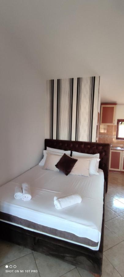 Apartments Tara Ulcinj Ngoại thất bức ảnh